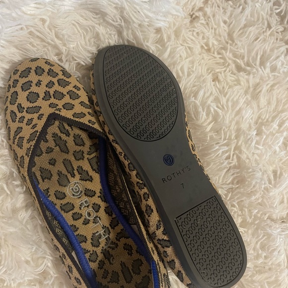 Rothy's Tan Women's Leopard Spotted Print Round Flats - Picture 3 of 3